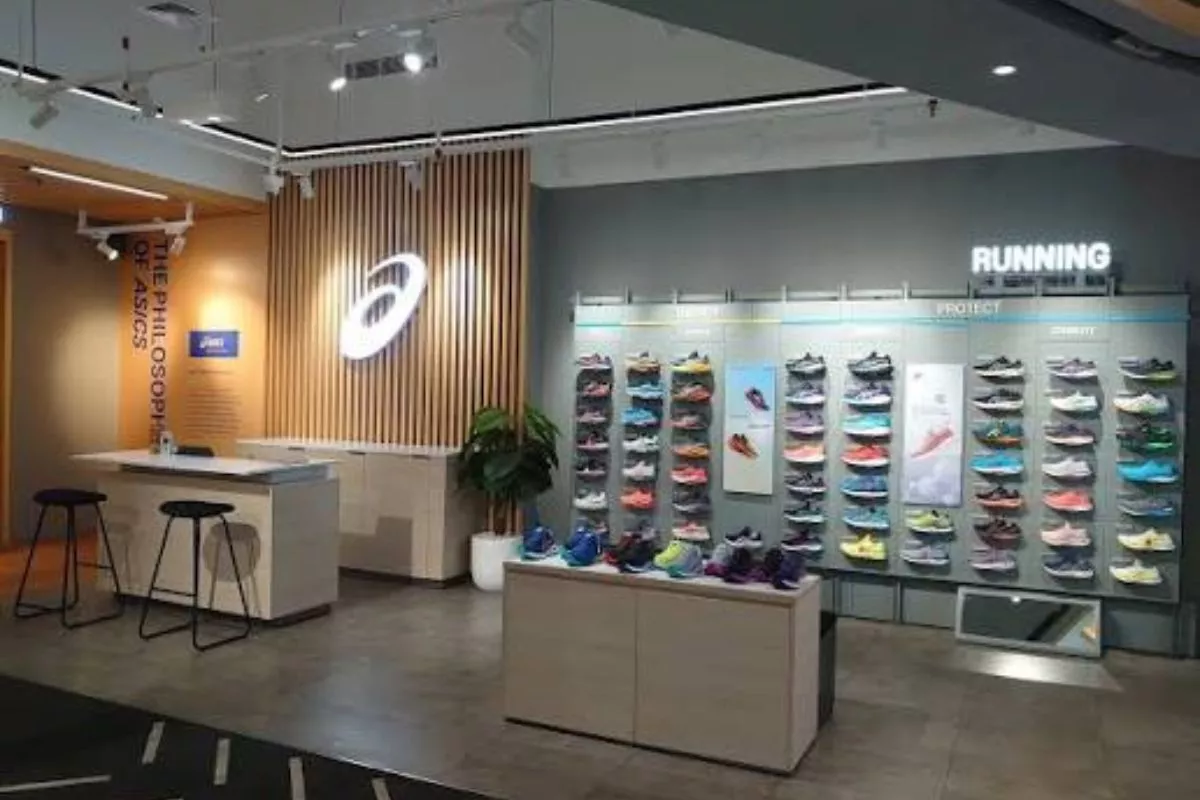 ERAL Resmi Jadi Distributor Levis di Indonesia Buka Toko di GI