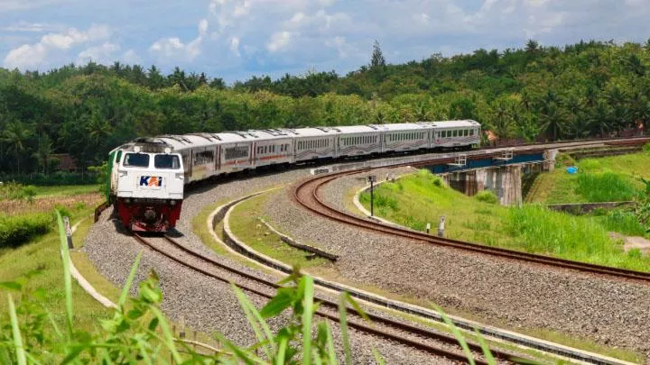 Jadwal KA Joglosemarkerto Terlaris Di Awal 2026 Dan Harga Tiket Terbaru
