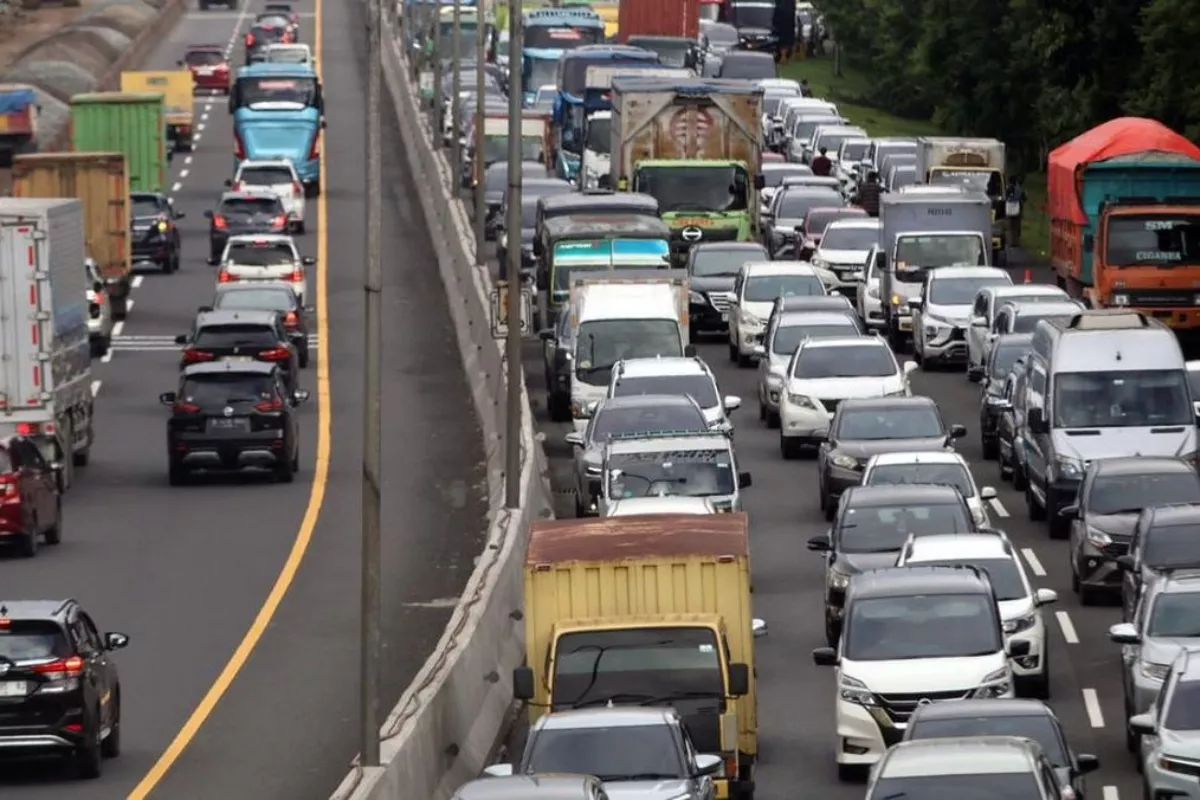 Arus Kendaraan Meningkat, Puncak Bogor Diberlakukan One Way