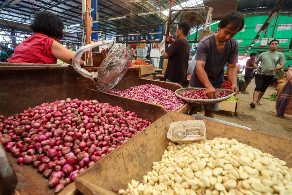 Update Harga Pangan Nasional: Cabai Rawit Merah Anjlok 7,