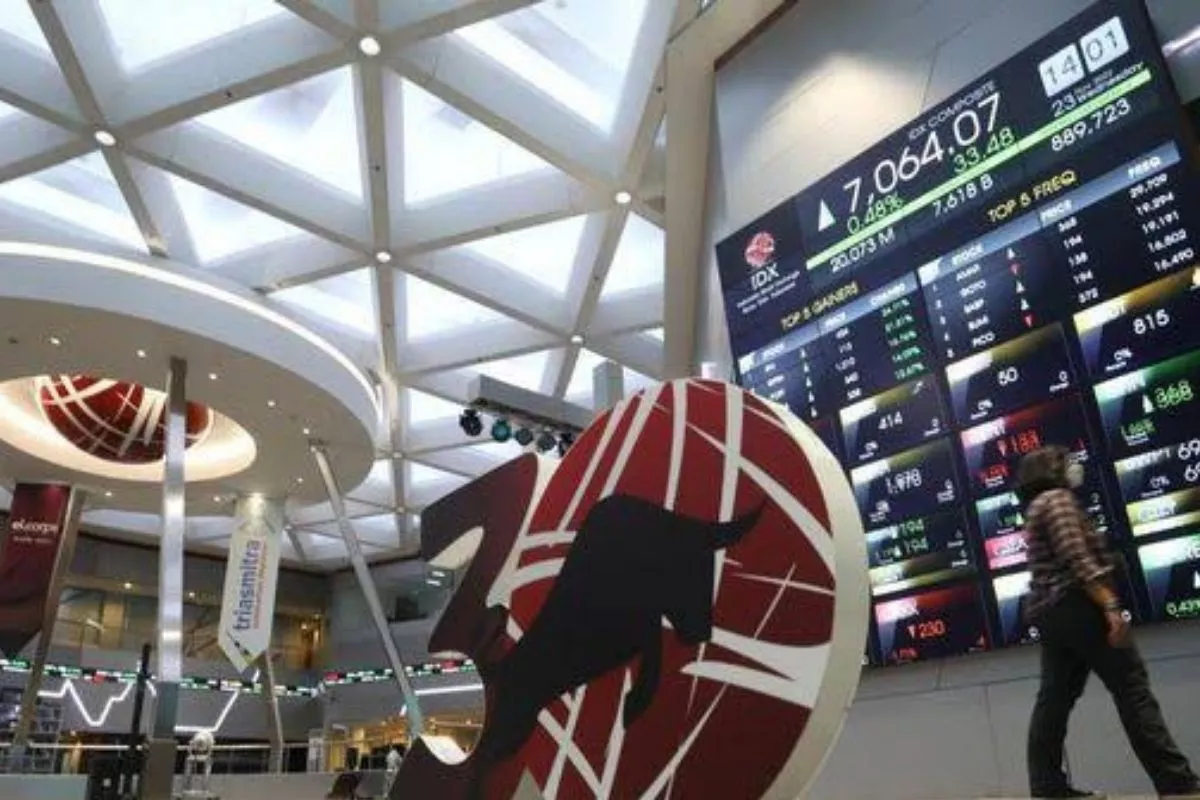 IHSG Sesi I Melemah ke 6.647 di Tengah 371 Saham Merah