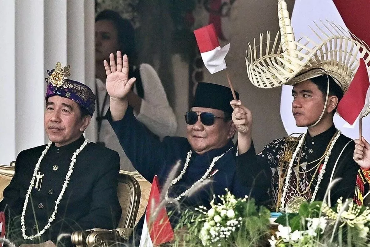 Prabowo Duduk Diapit Jokowi dan Gibran di Upacara HUT RI ke-81 Istana