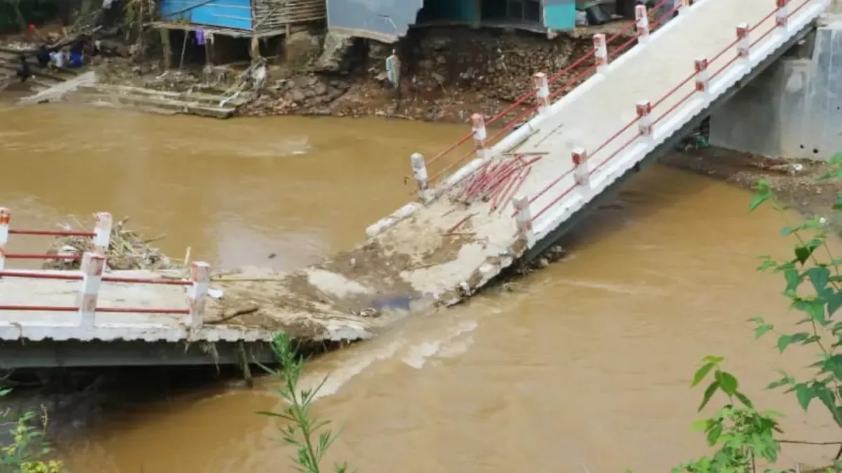 14 Jembatan Rusak Bogor Diperbaiki, Rudy Susmanto Kejar Target Idul Adha