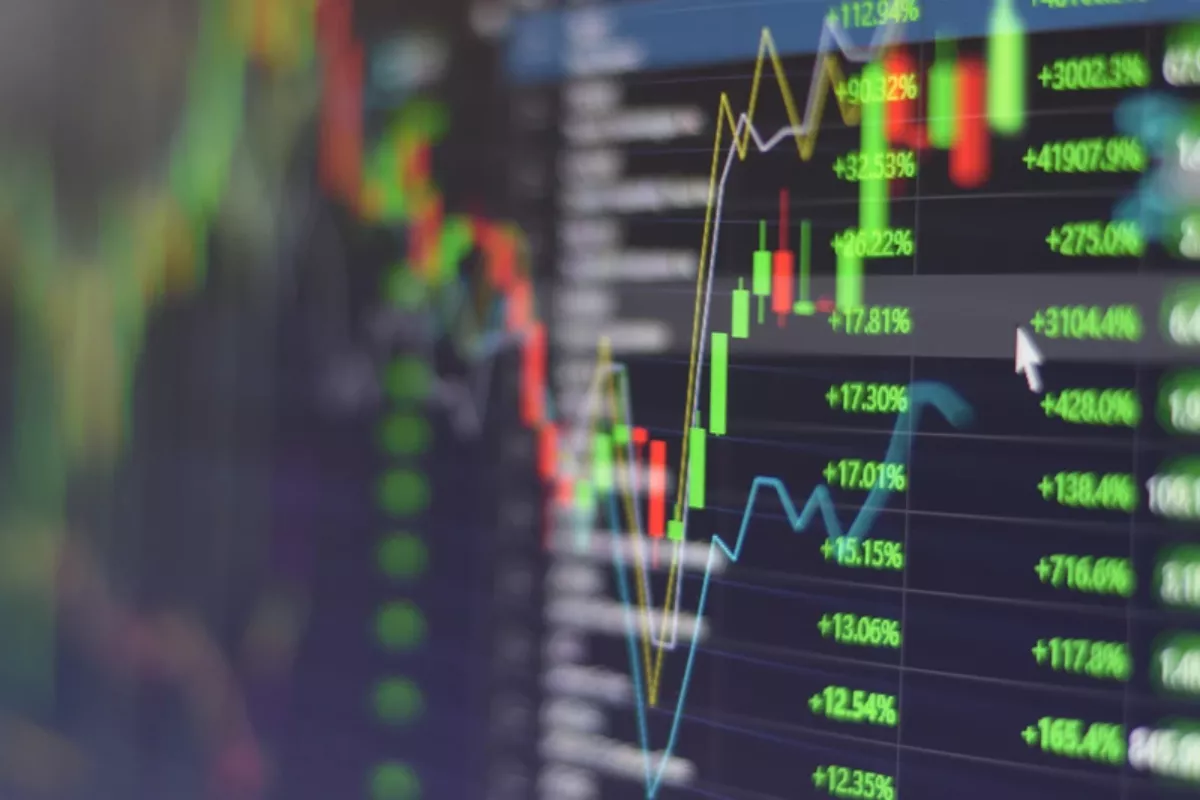 IHSG Menguat Hari Ini, Ikuti Tren Positif Bursa Global dan Asia