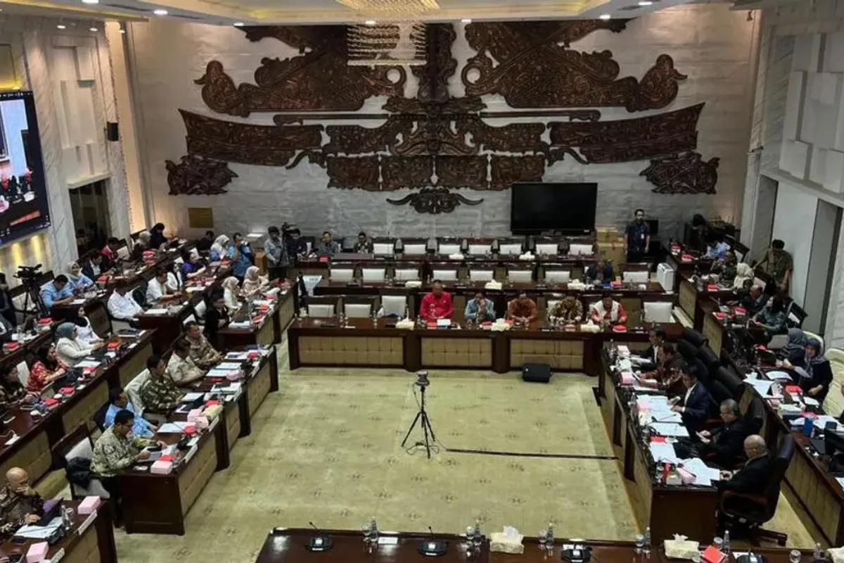 Pemerintah & DPR Sepakati KEM PPKF 2027, Target Penerimaan Negara Naik