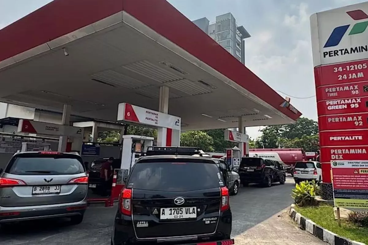 Perbandingan Harga Bensin Terbaru di SPBU Indonesia Juni 2026