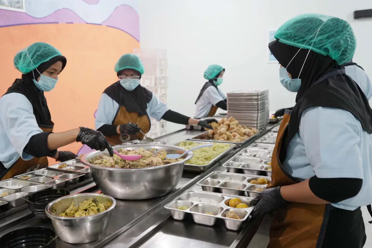 Pemerintah Evaluasi MBG: 1.789 Dapur Kena Sanksi Operasional