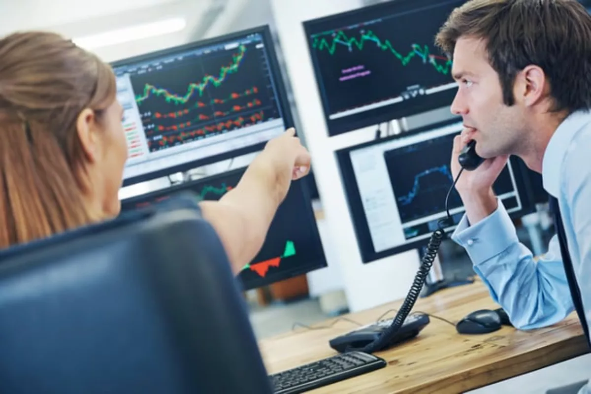 IHSG Anjlok 1,85 Persen, Asing Malah Borong 10 Saham Ini