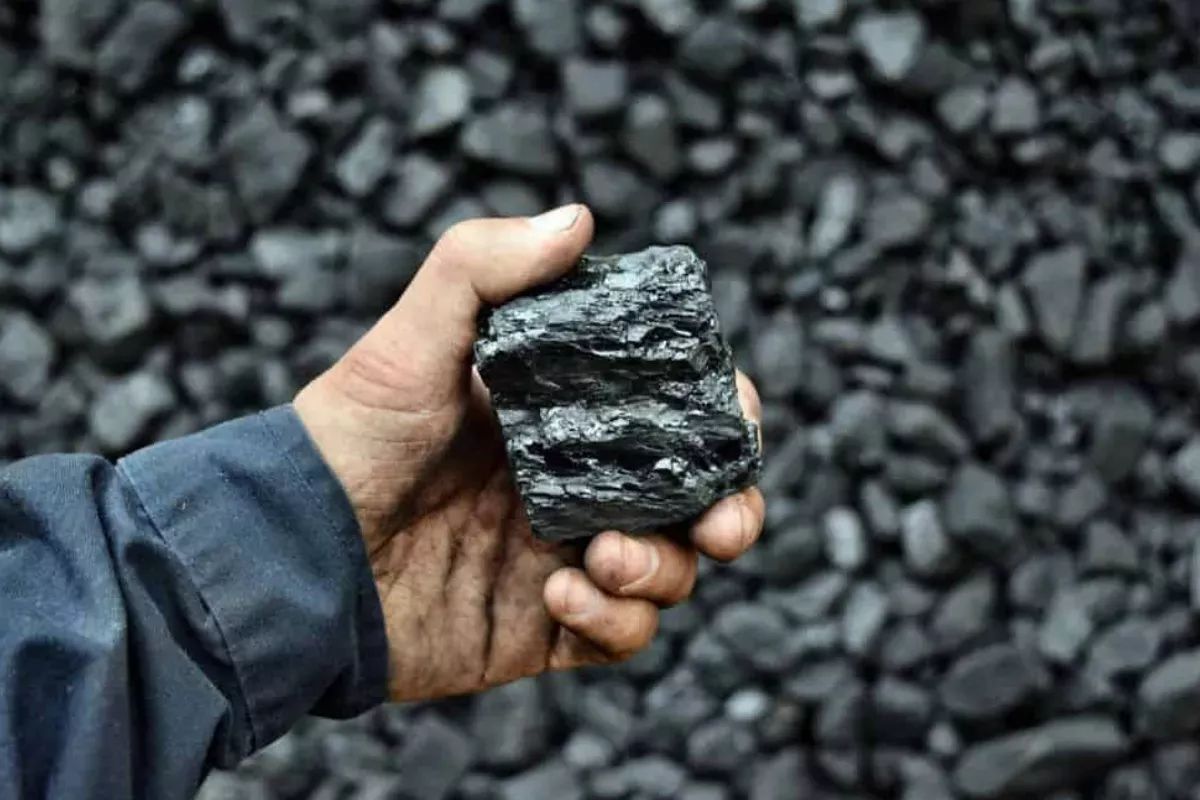 Harga Batu Bara Berpeluang Naik ke US dolar 134 per Ton Minggu Ini