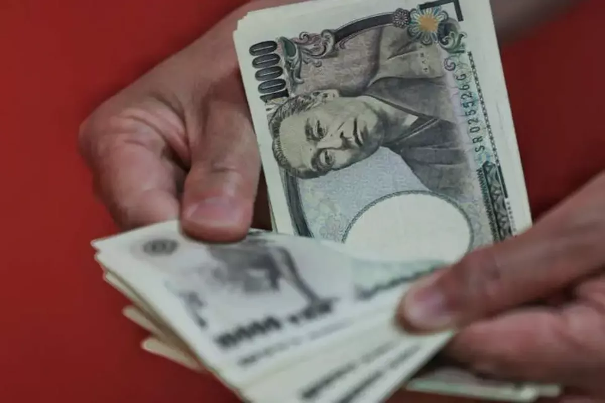 Yen Melonjak Drastis, Pasar Bersiap Hadapi Intervensi Lanjutan Tokyo
