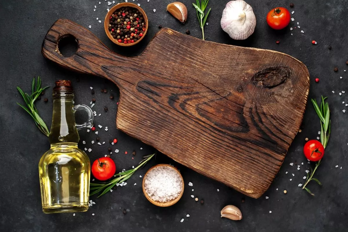 Cara Hilangkan Bau Bawang pada Talenan Kayu Agar Bebas Aroma Menyengat