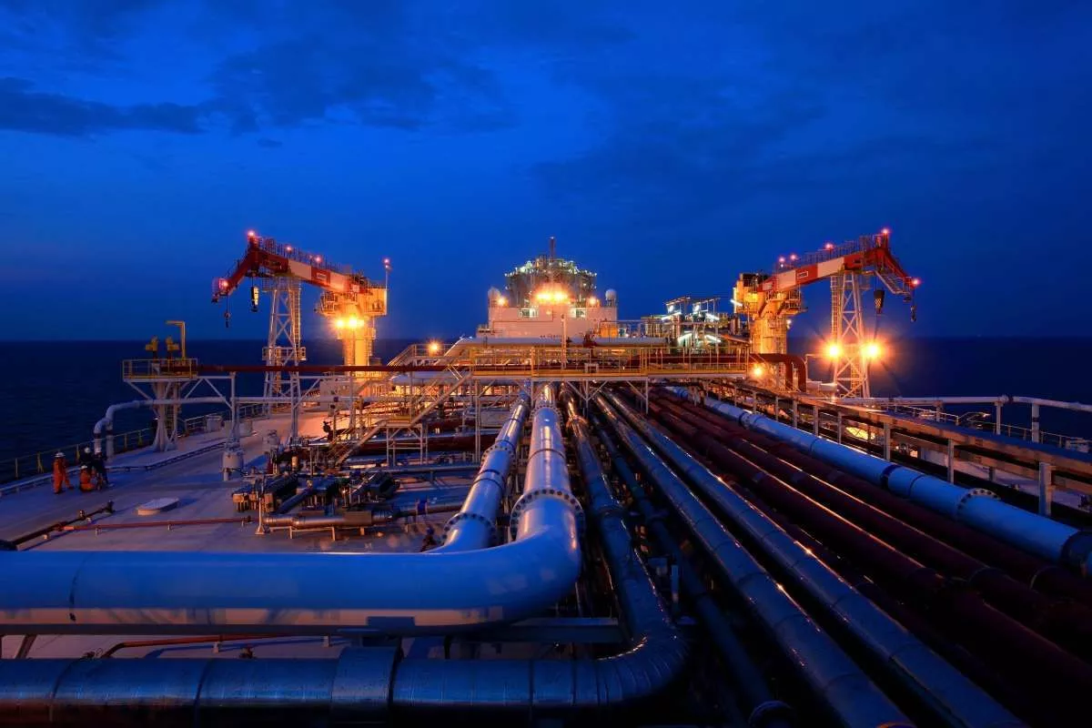 Harga Saham RAJA Anjlok 14 Persen Menjelang Periode Cum Dividen