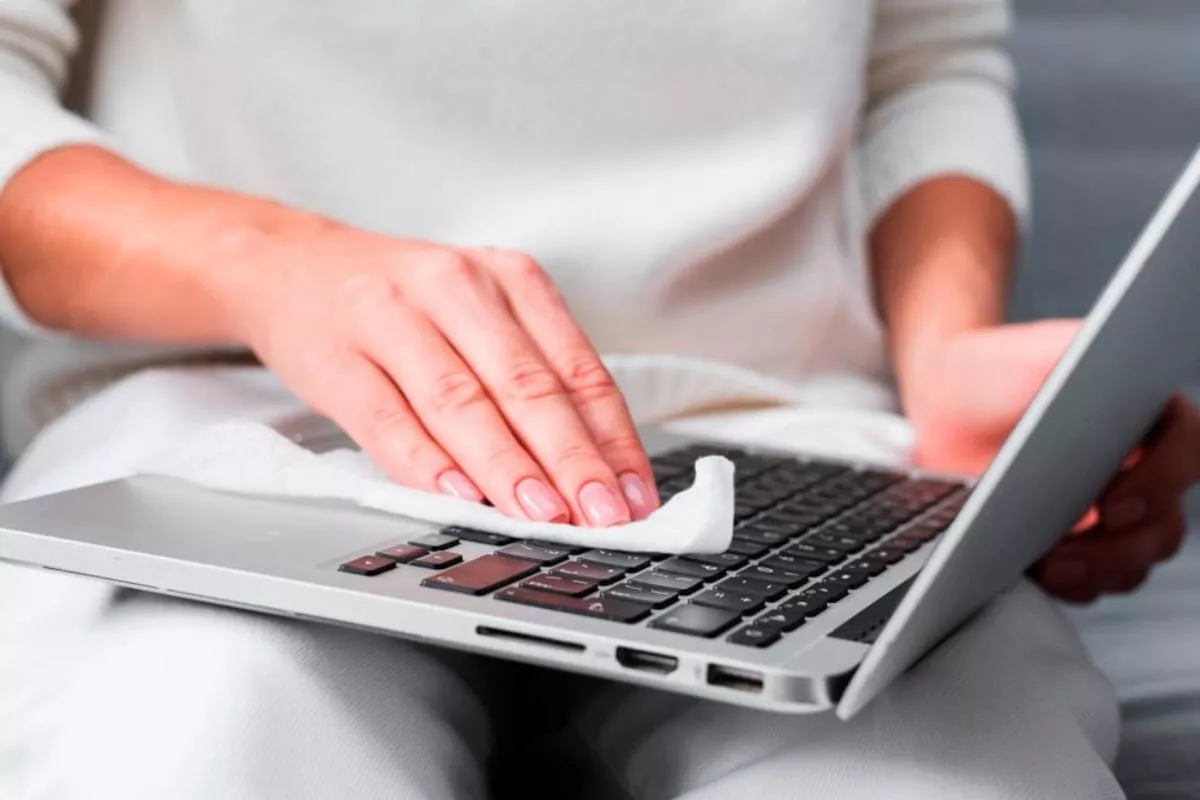 Cara Merawat Laptop Agar Awet dan Performa Tetap Stabil Selalu