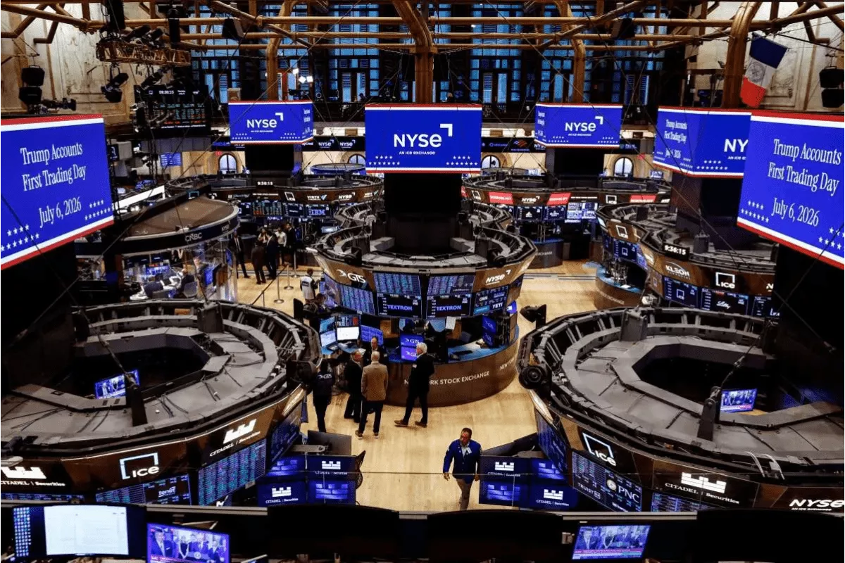 Wall Street Menguat, Nasdaq Melonjak 1,69 Persen