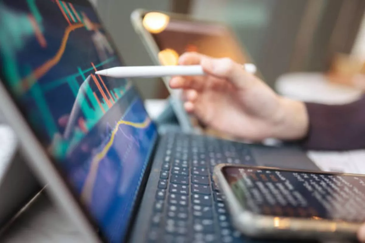 IHSG Diprediksi Naik Lagi, Intip Peluang Cuan 5 Saham Pilihan