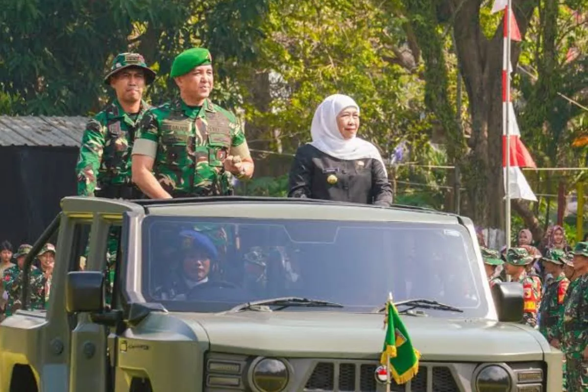 Sinergi TNI-Rakyat, Karnaval Budaya Bangkalan Sukses Digelar