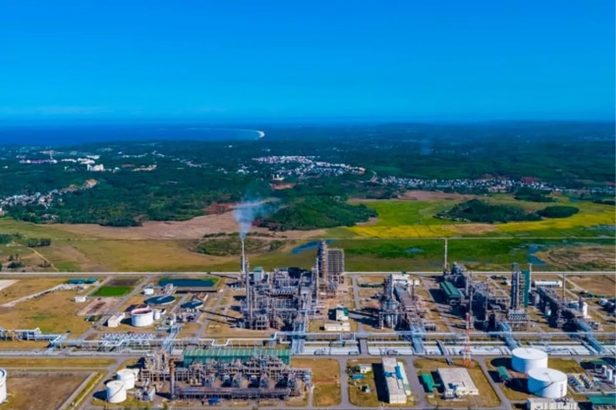 Modernisasi SPBU Vietnam: Petrolimex dan PVOIL Fokus Energi Bersih