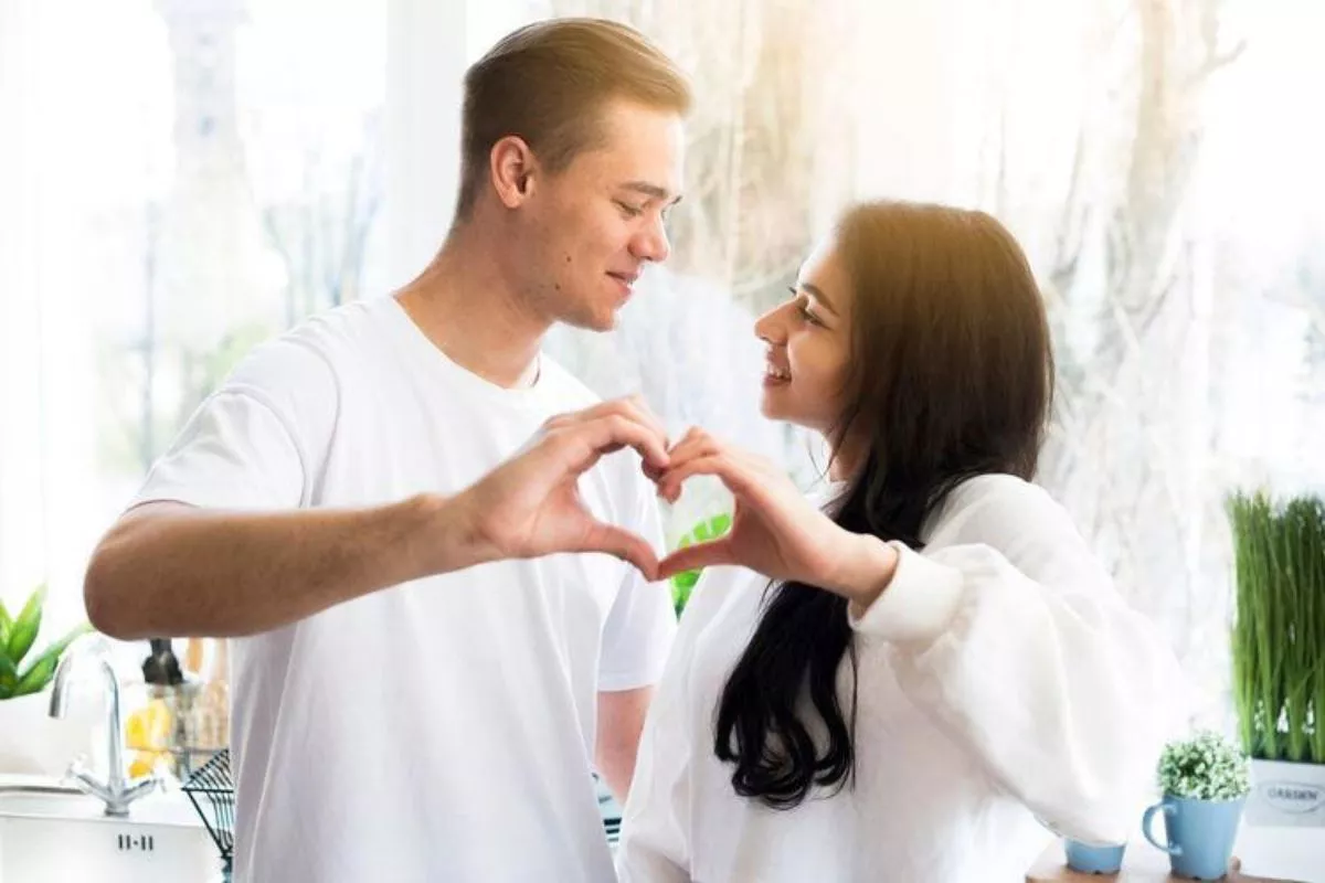 Rahasia Otak Saat Jatuh Cinta: Alasan Mengapa Jantung Berdebar 