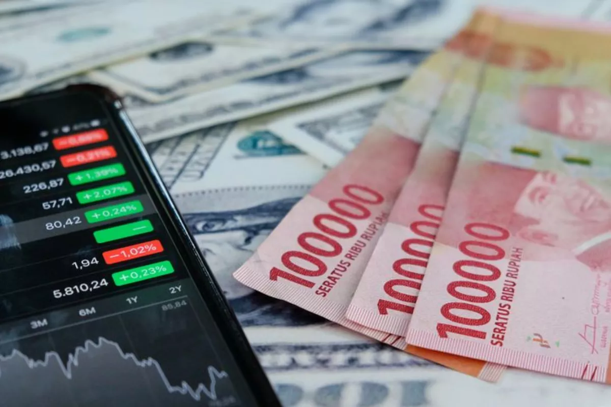 Nilai Tukar Rupiah Melemah ke Rp17.859 per Dolar AS pada Juni 2026