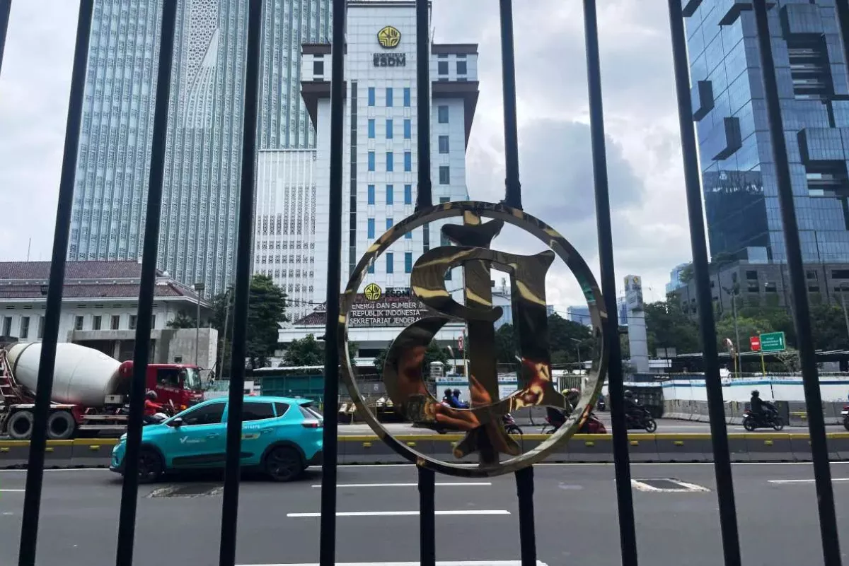 BI Pegang Hampir 28% Surat Utang, Yield Tinggi Berisiko Tekan Modal