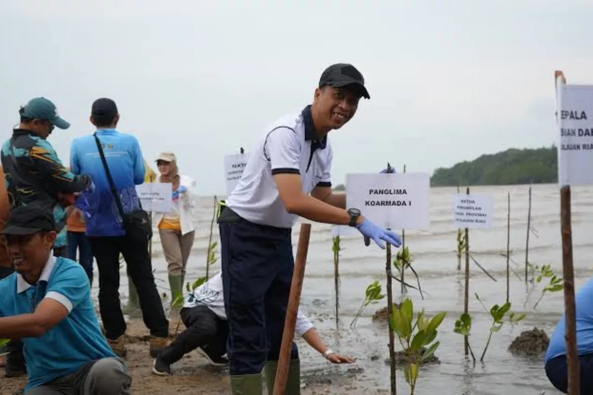 Momen Hari Mangrove Sedunia BNI Dorong Ekonomi Pesisir Berkelanjutan