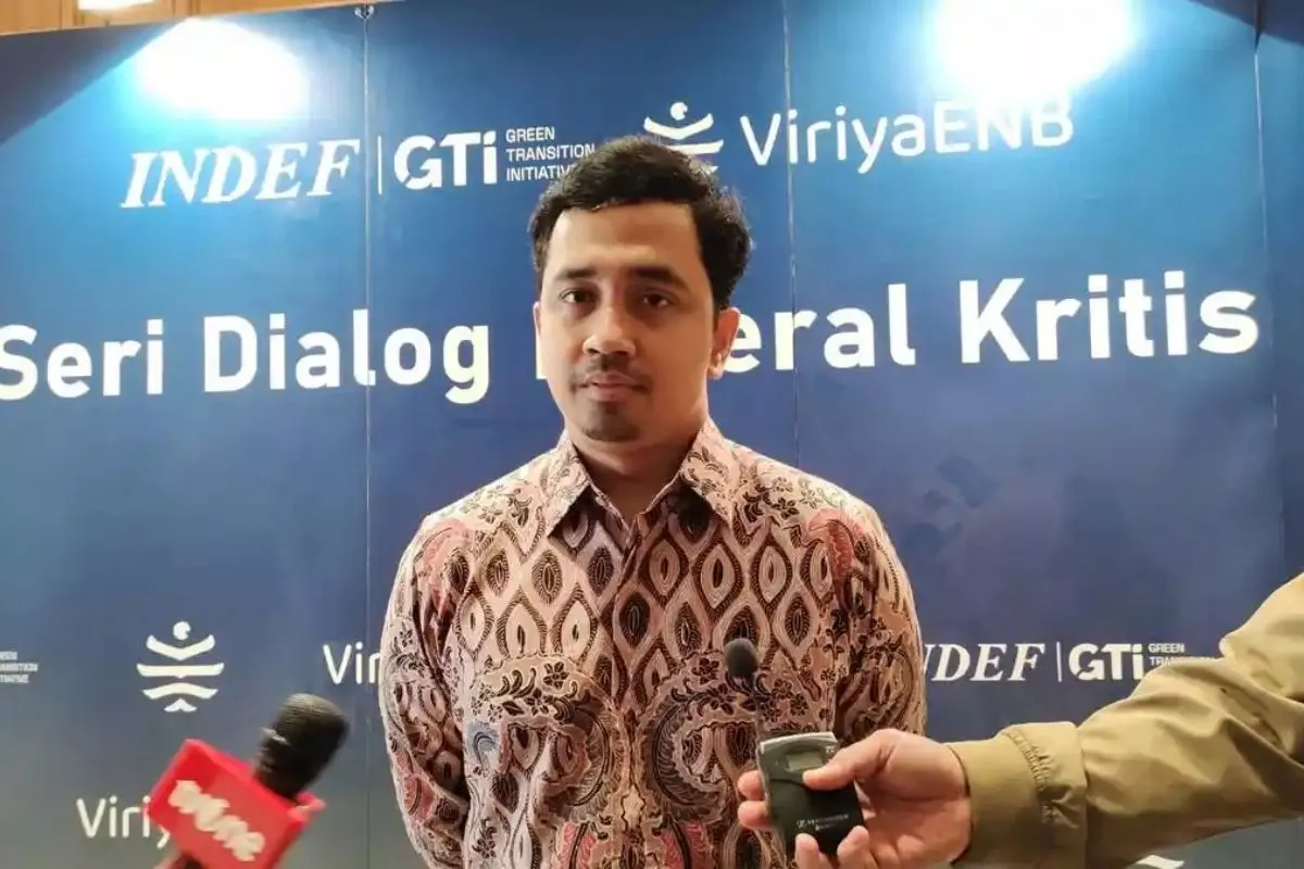 Proyek PLTS 100 GW Perlu Pembiayaan & Perizinan