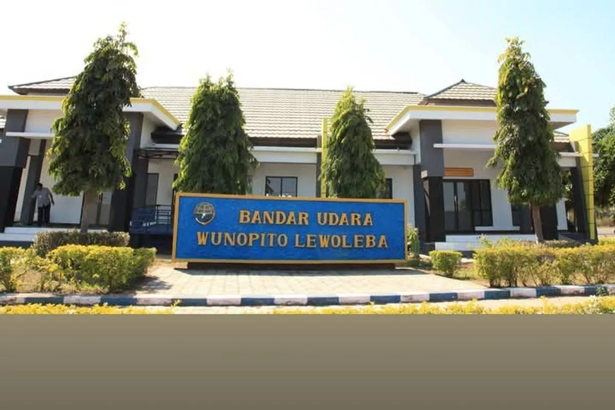 Erupsi Gunung Lewotolok, Penutupan Bandara Wunopito Diperpanjang