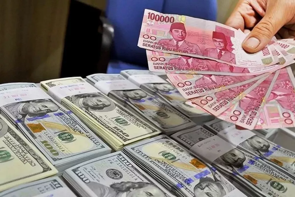 Cadangan Devisa Naik Tipis ke USD 145,6 Miliar, Rupiah Masih Diuji