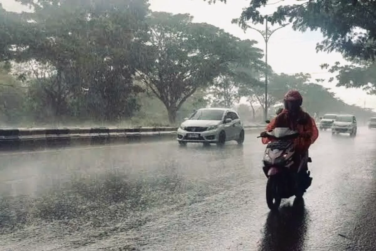 BMKG Prediksi Mayoritas Wilayah Indonesia Berawan hingga Hujan
