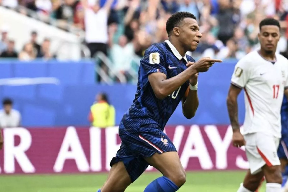 Pede Sabet Ballon d'Or 2026, Mbappe Dikritik Christophe Dugarry