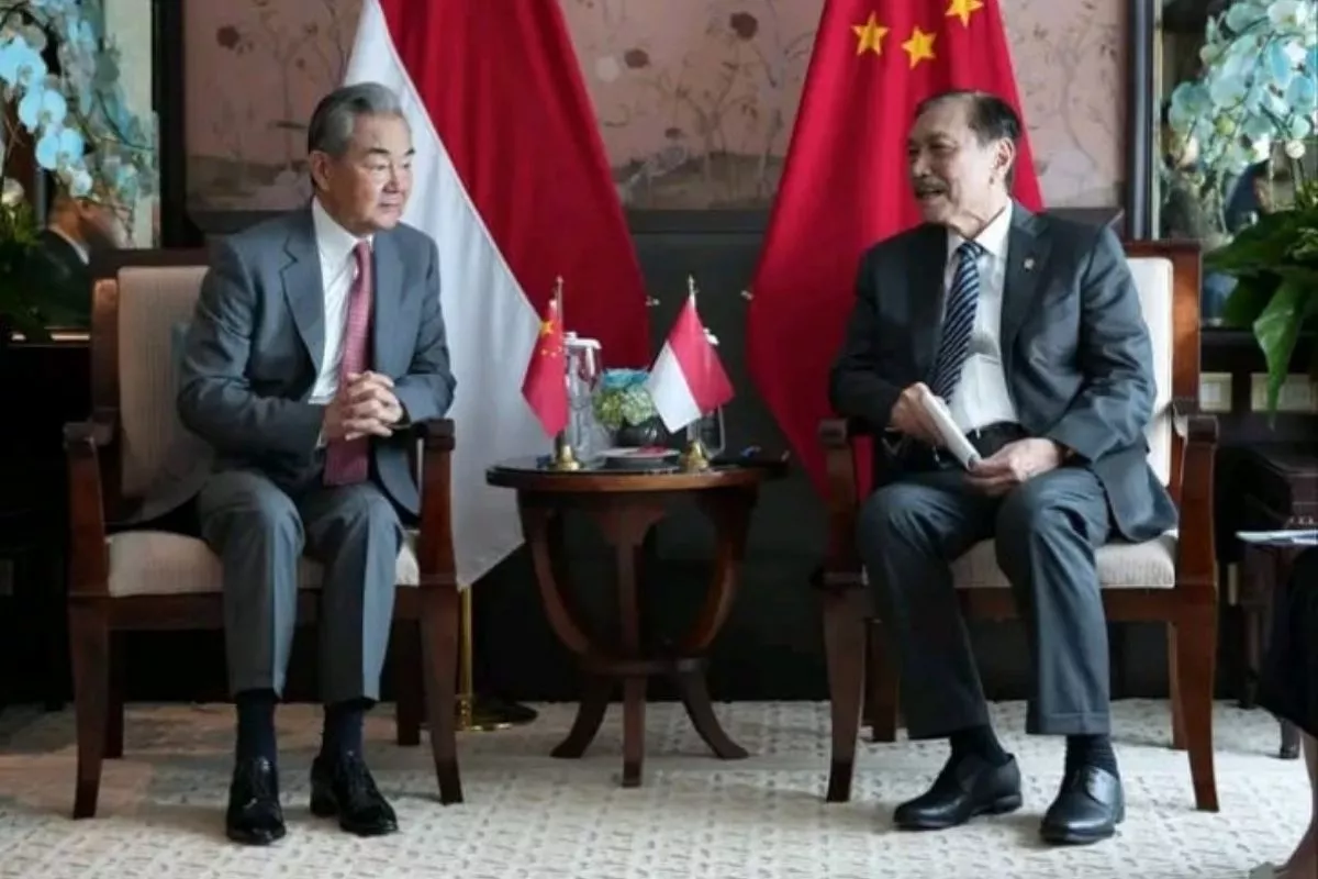 Wang Yi Temui Luhut, China-Indonesia Perkuat Kerja Sama dan AI