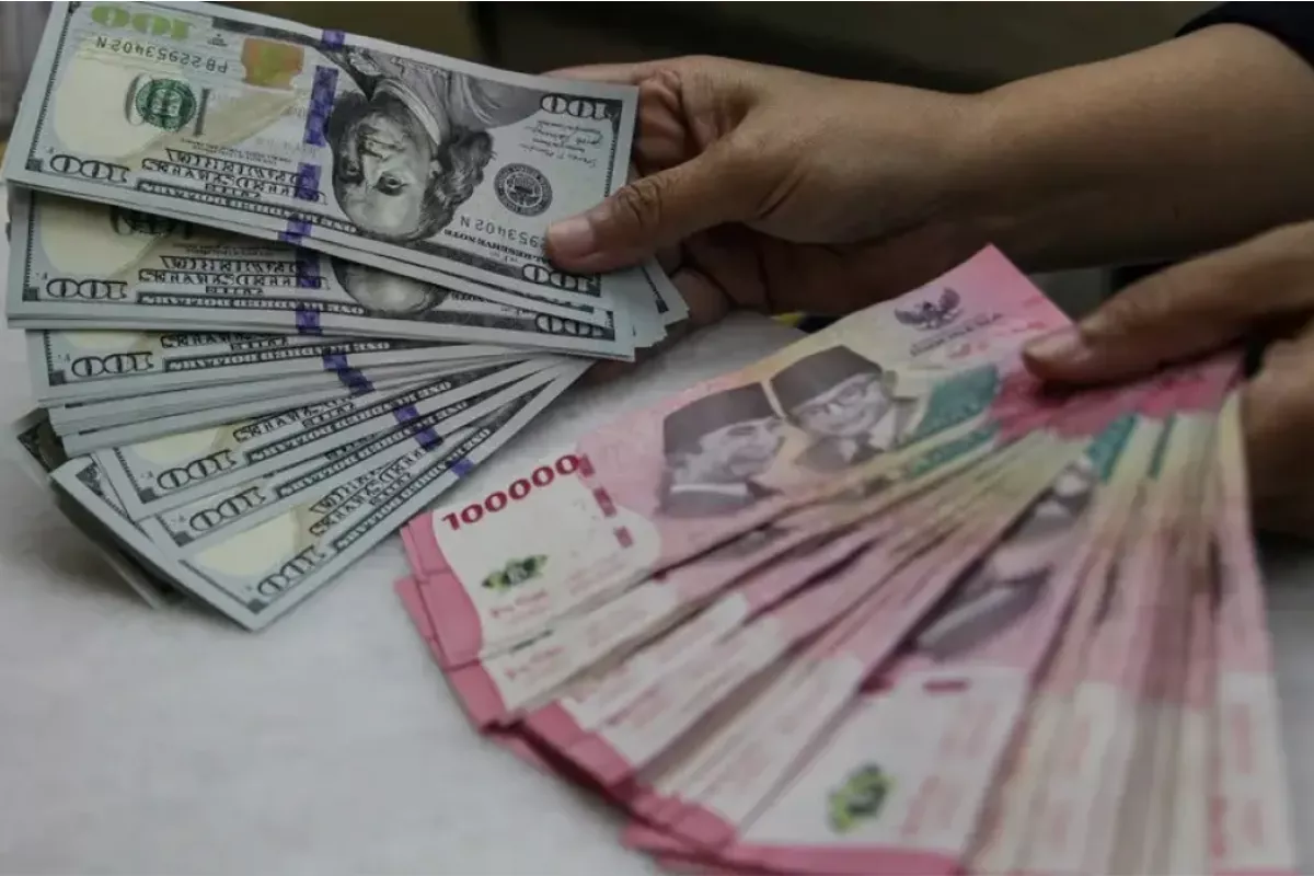 Nilai Tukar Rupiah Diprediksi Menguat Atas Dolar AS Pekan Ini