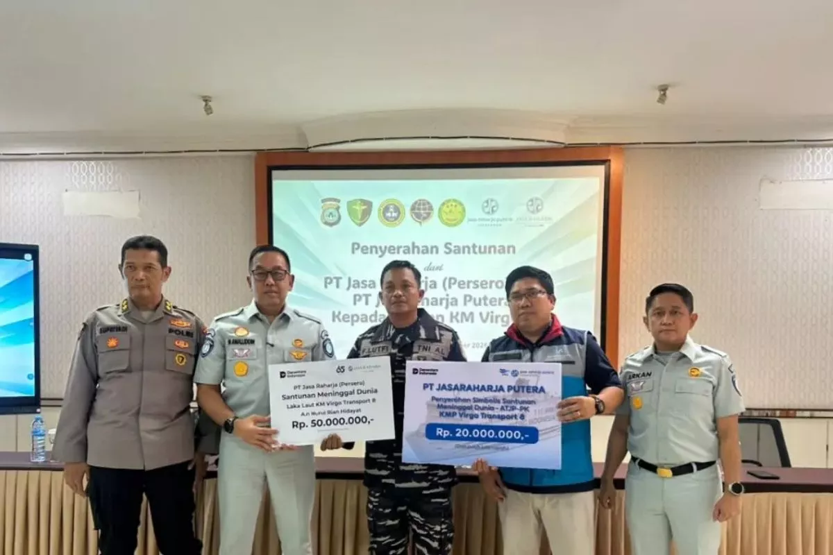 Jasaraharja Putera Beri Santunan Korban Meninggal KM Virgo Transport 8