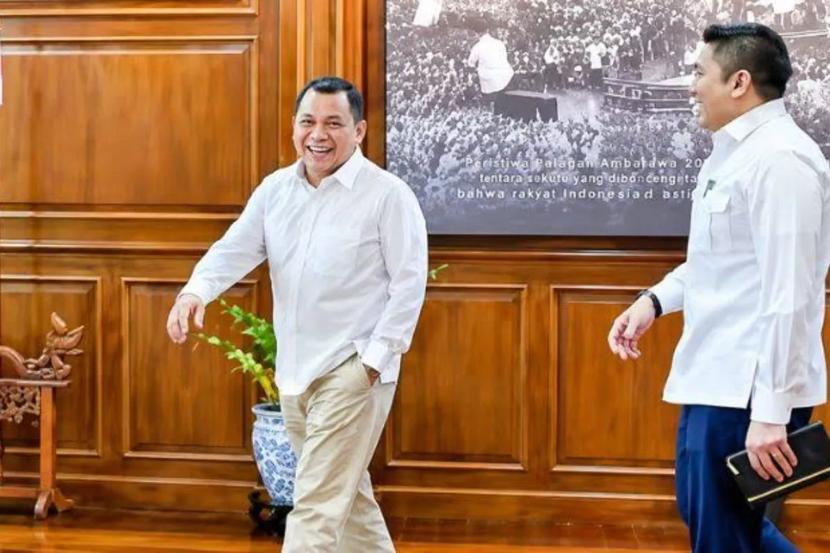 Seskab Teddy Bertemu Haji Isam Bahas Investasi Sektor Strategis