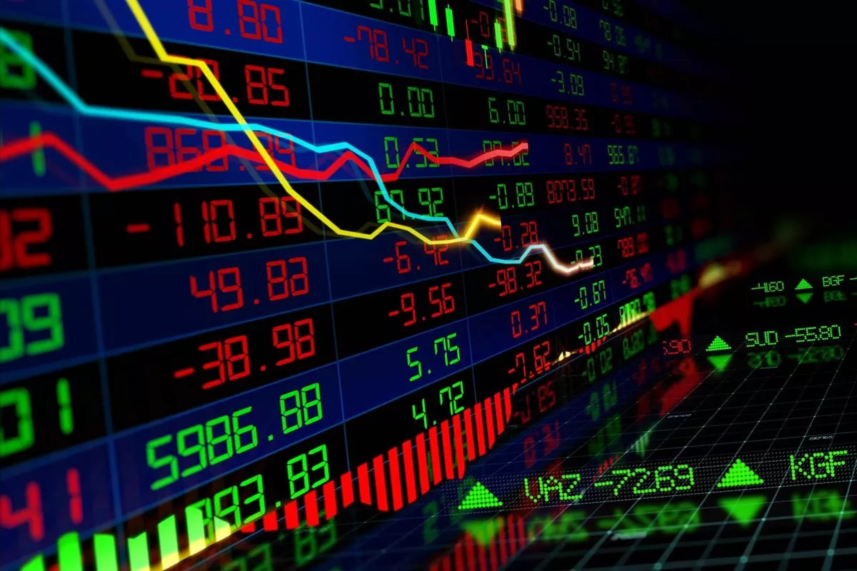 Indeks Kompas100 Naik 0,8 Persen, Saham BUMI Dominasi Perdagangan