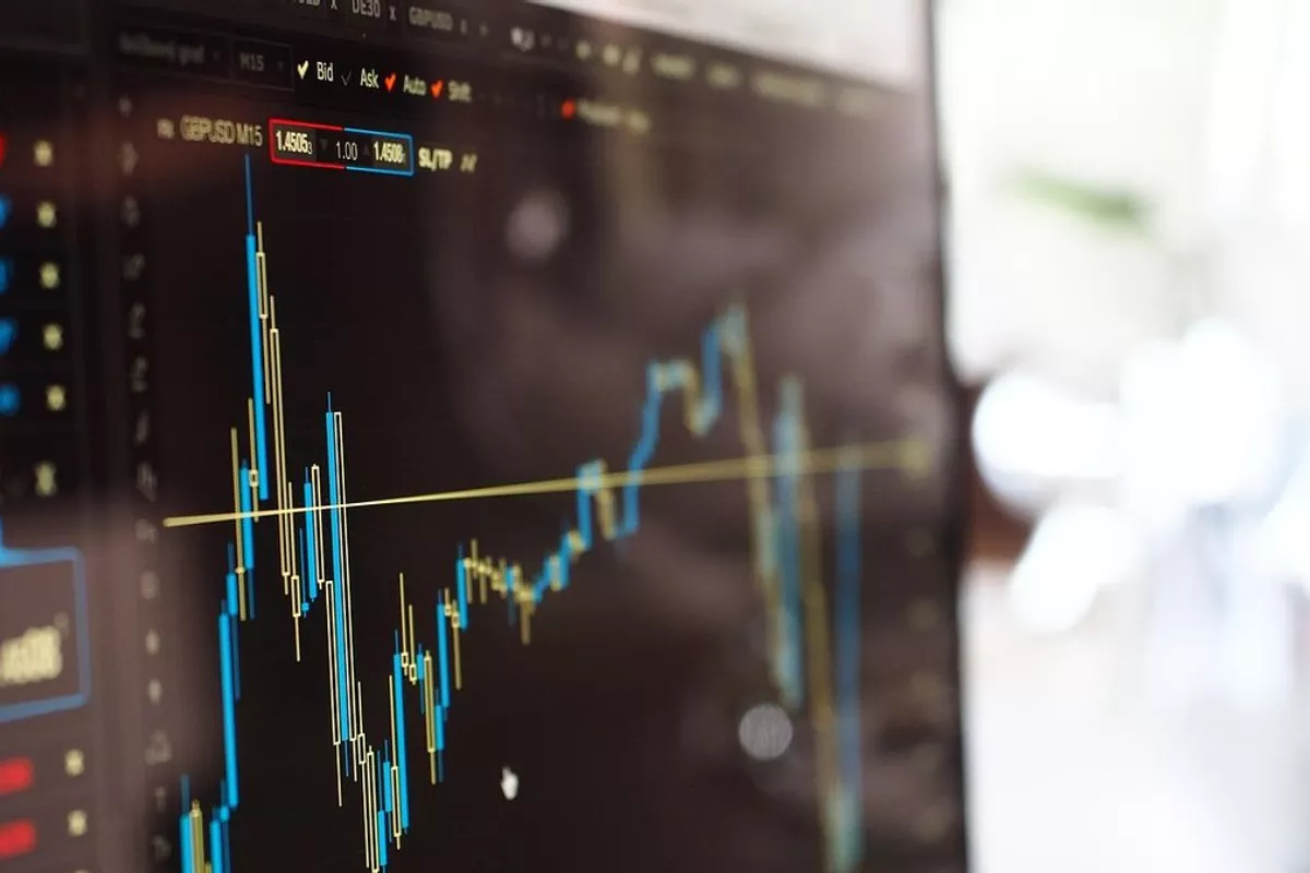 Salah Input Data, Saham Free Float LUCY Sempat Anjlok ke 6,53 Persen