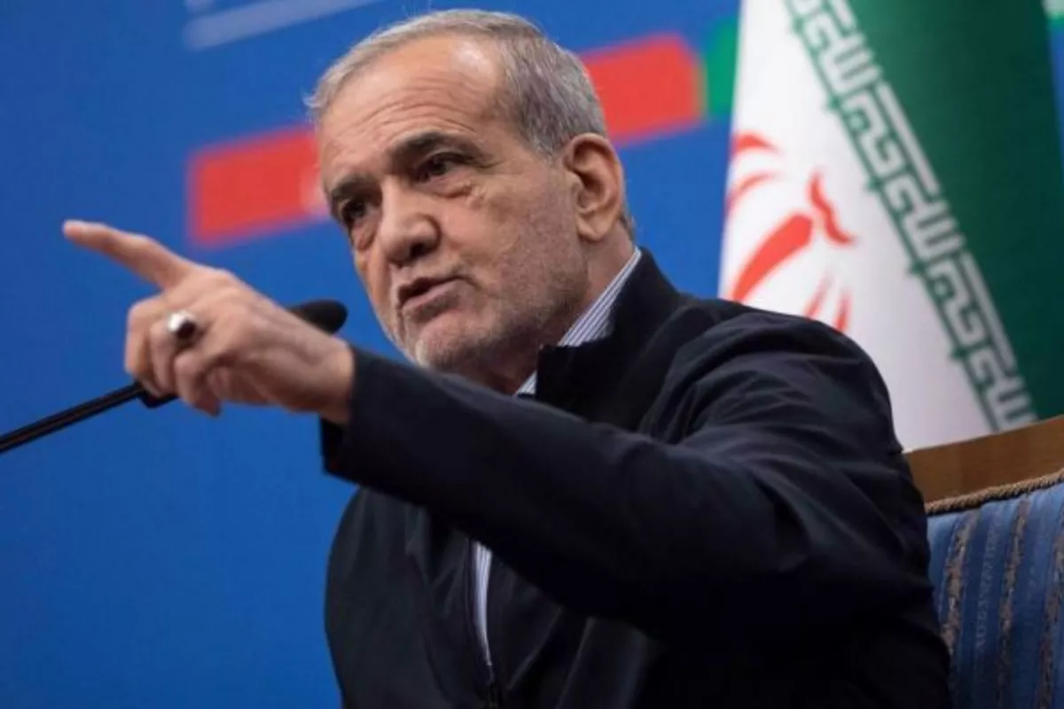 Presiden Iran Perintahkan Pemulihan Akses Internet Internasional 