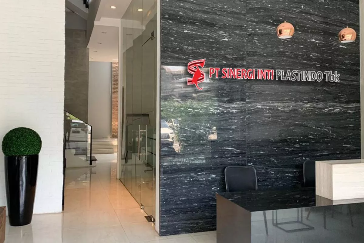 PT Sinergi Inti Plastindo Tebarkan Dividen Tunai 0,5 Rupiah per Saham