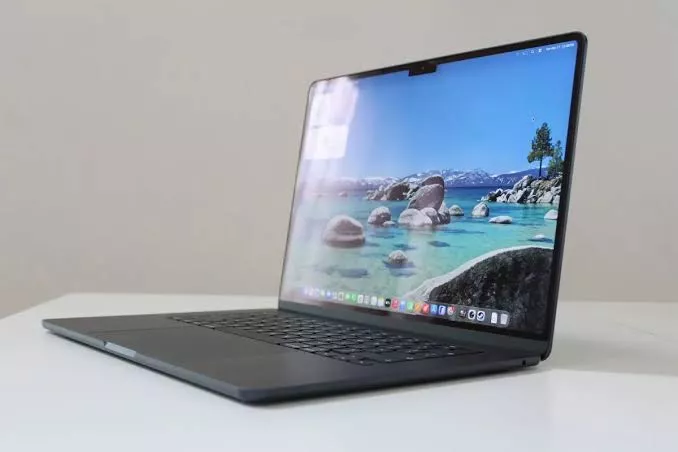 Rekomendasi Laptop Murah Terbaik Pelajar SMP SMA Tugas