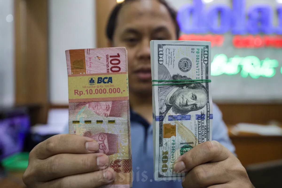 Rupiah Terapresiasi 4 Hari Beruntun, Dolar AS Turun ke Rp17.750