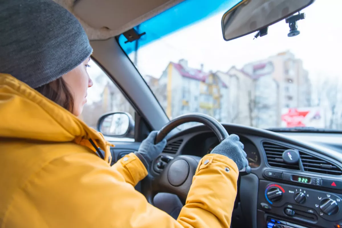 Cara Merawat Mobil Jarang Dipakai Agar Aki Awet Dan Mesin Halus