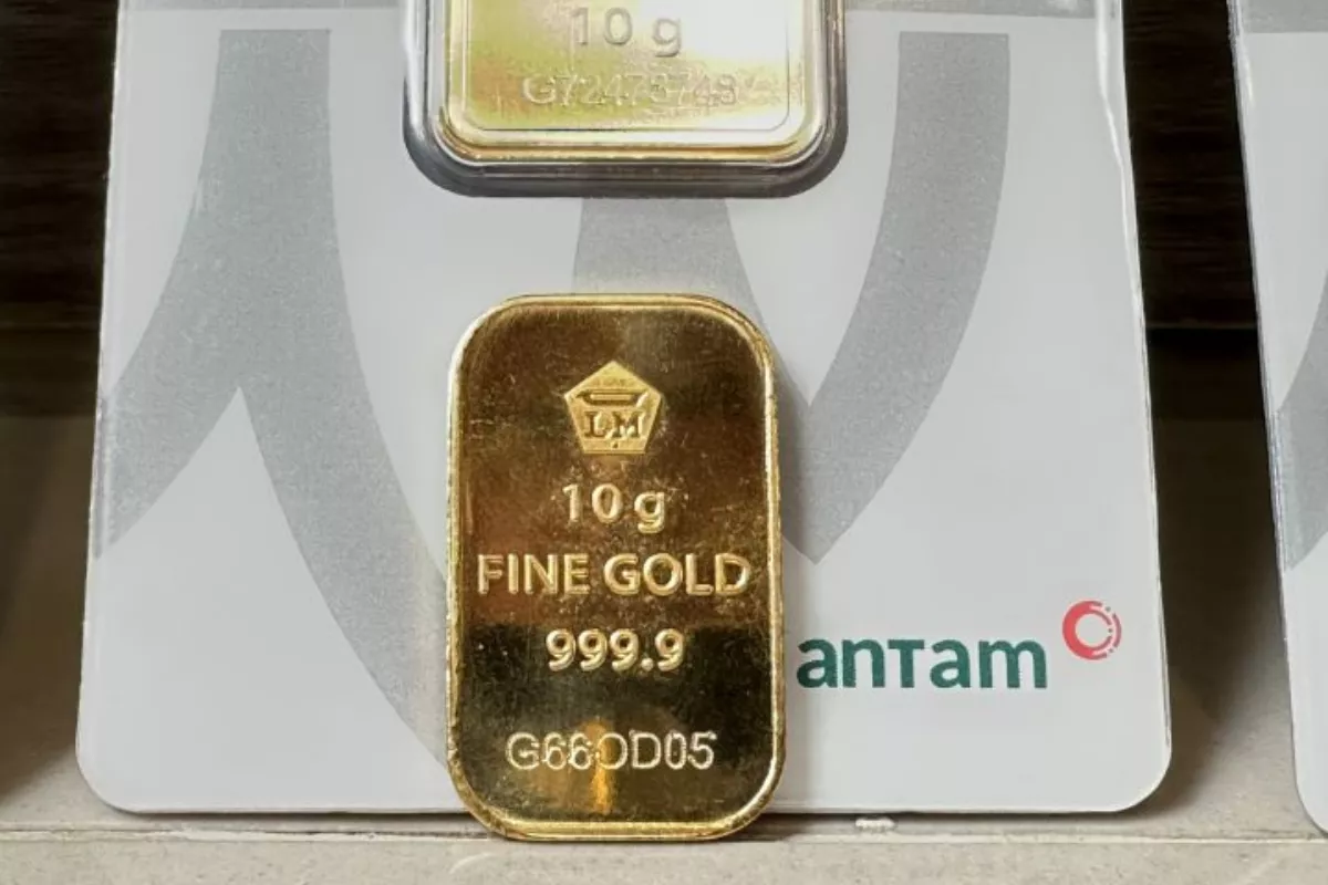 Harga Emas Antam UBS dan Galeri24 di Pegadaian Kompak Turun Hari Ini
