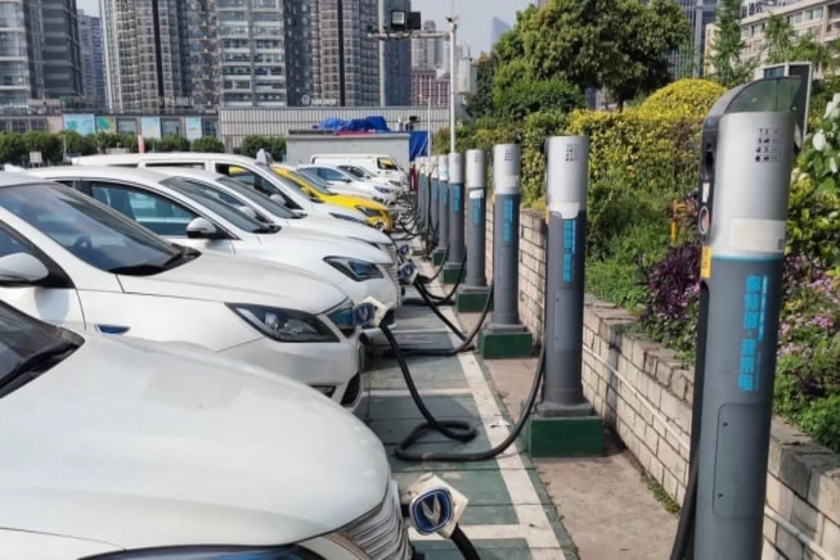 Cuaca Panas Ekstrem Percepat Degradasi Baterai Kendaraan Listrik