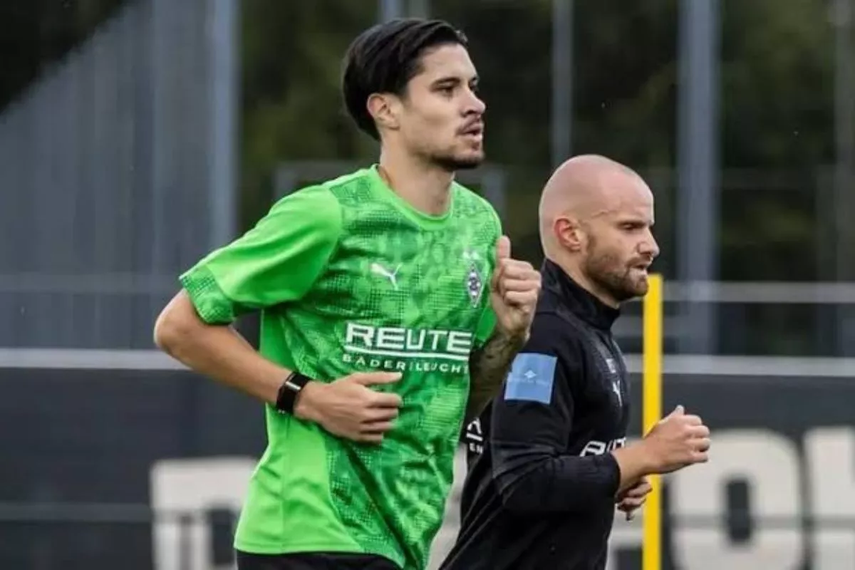 Kevin Diks Ingin Nico Elvedi Bertahan di Borussia Monchengladbach