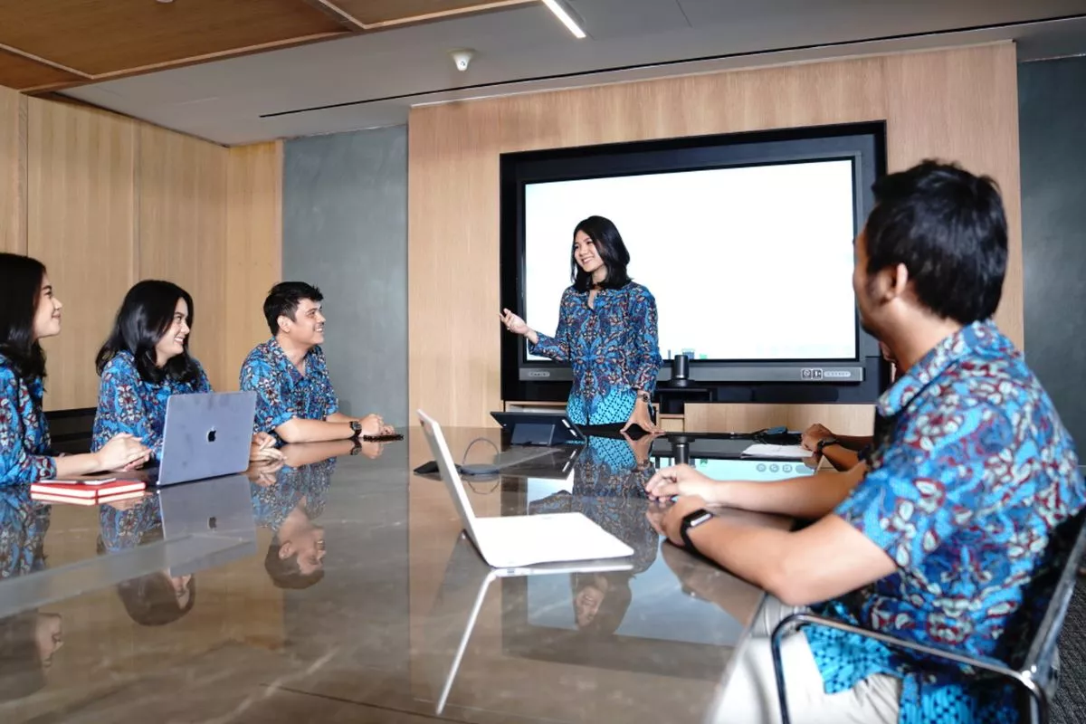 Protelindo Milik Grup Djarum Kuasai 10,86% Saham Bakrie Telecom (BTEL)