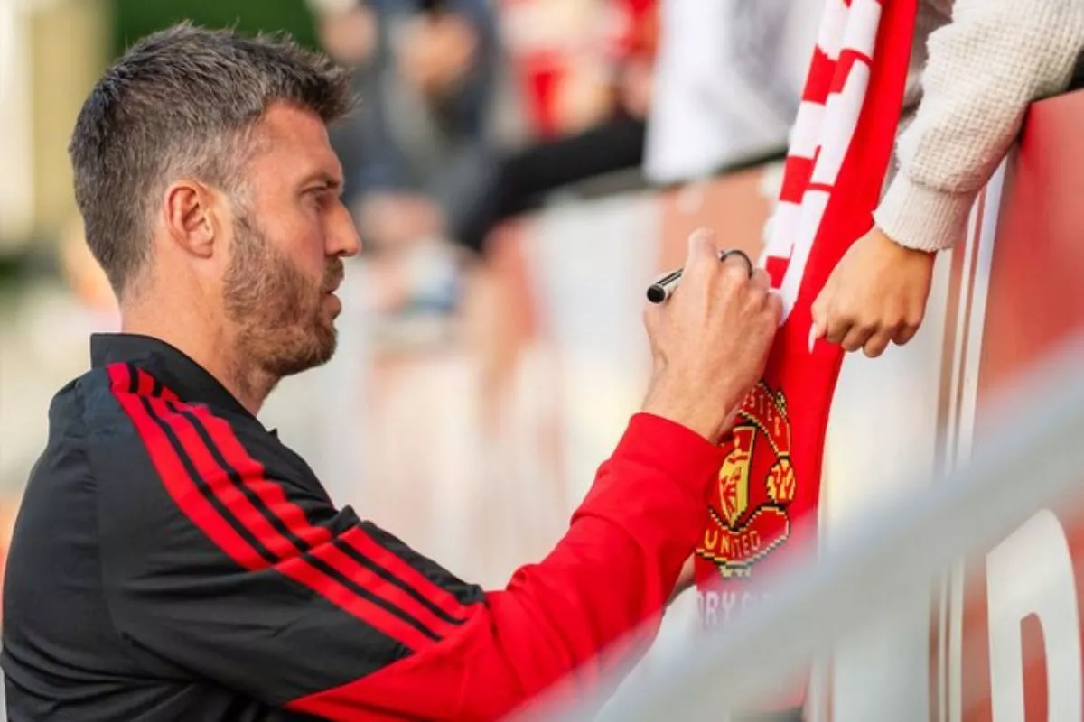 Reaksi Michael Carrick Usai MU Tumbang dari AC Milan