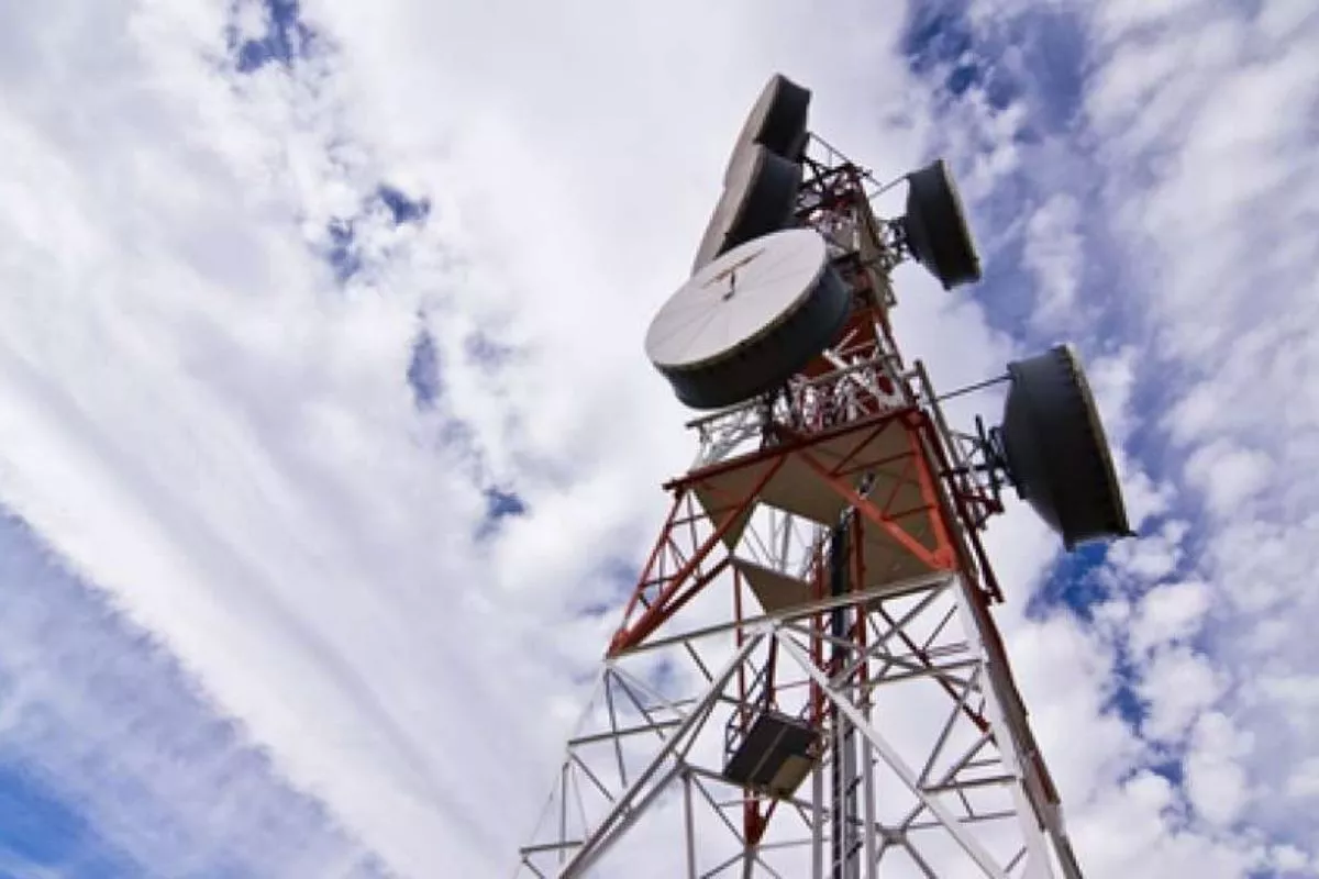 BRIN Soroti Lambatnya Adopsi Energi Terbarukan Operator Telekomunikasi