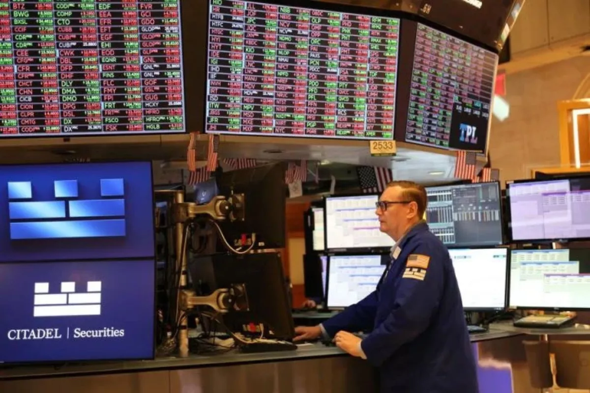 Saham Teknologi Reli, Wall Street Sukses Cetak Rekor Tertinggi Baru