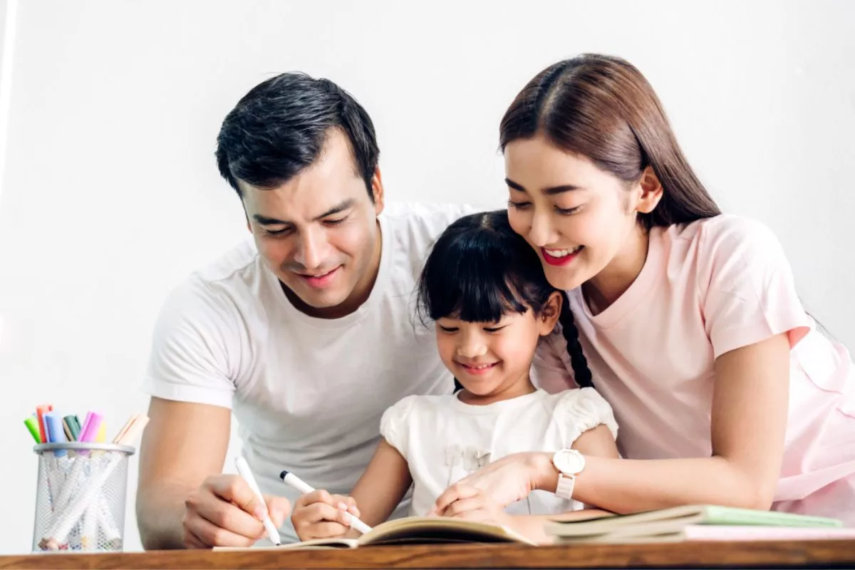 5 Kalimat Ini Bisa Bantu Melatih Rasa Percaya Diri Anak
