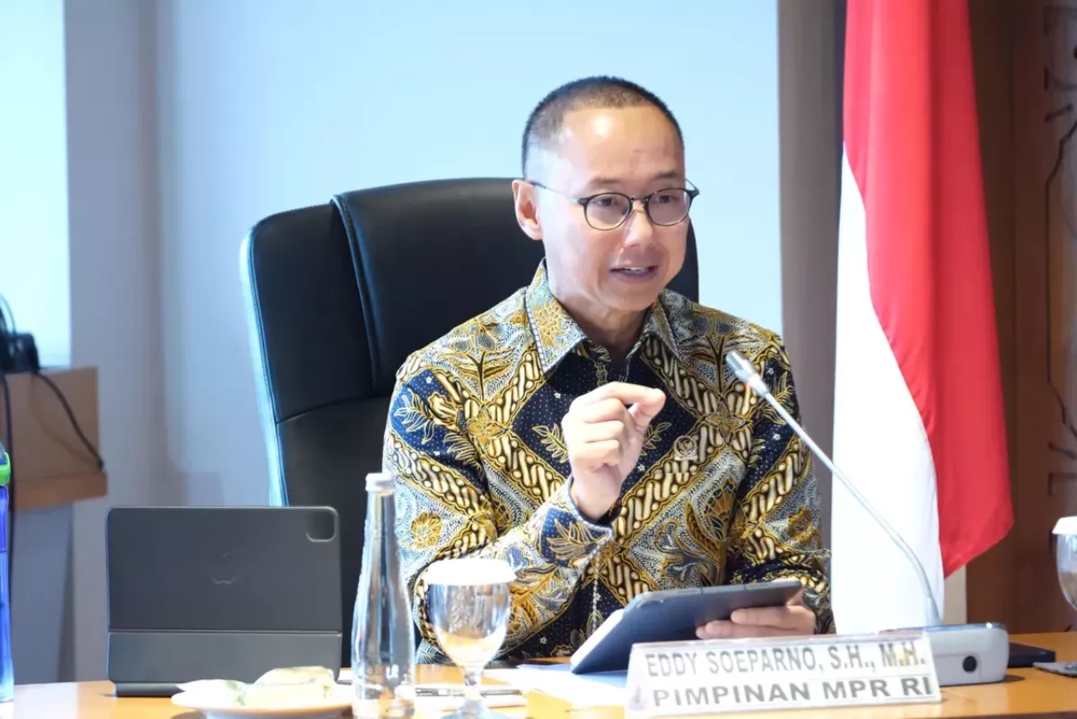 Eddy Soeparno Bahas Investasi EBT dengan Temasek
